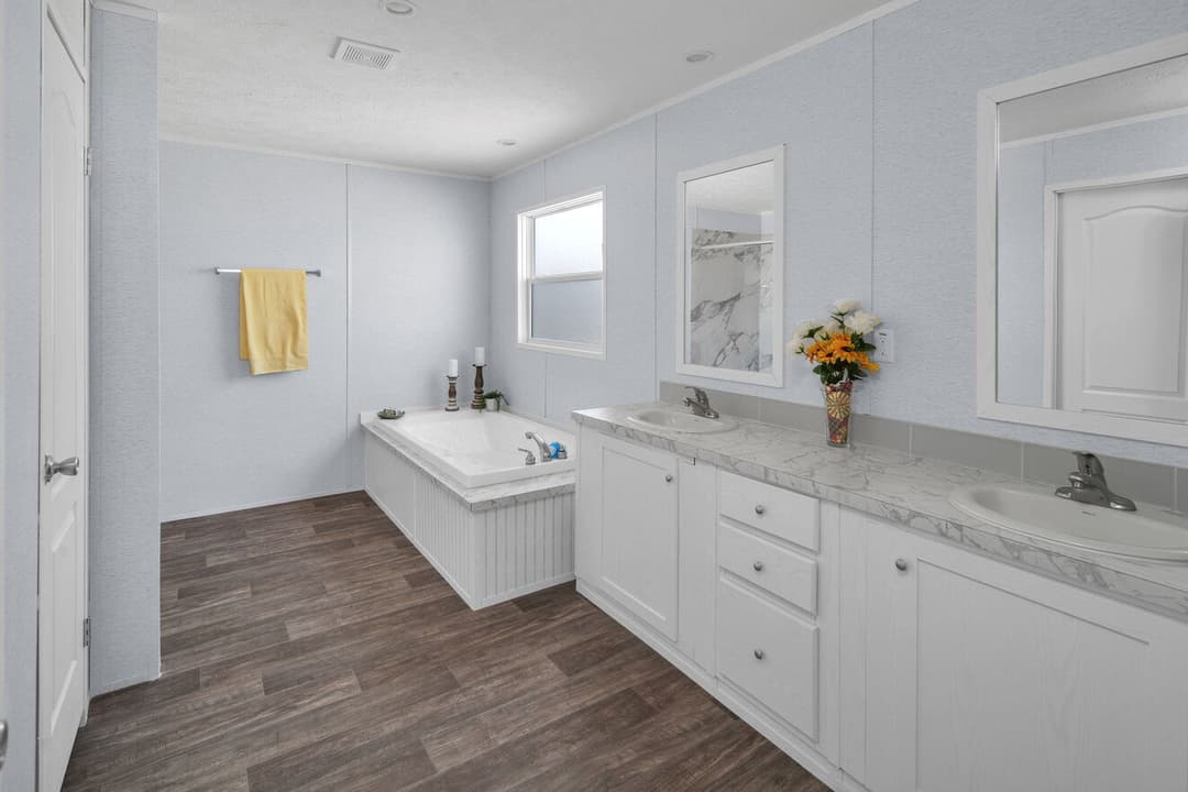Valu maxx premier 32643e bathroom home features