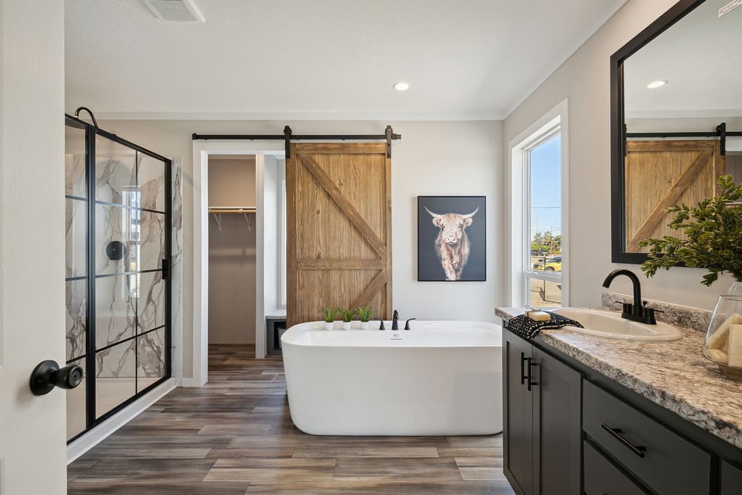 Sazerac bathroom home features