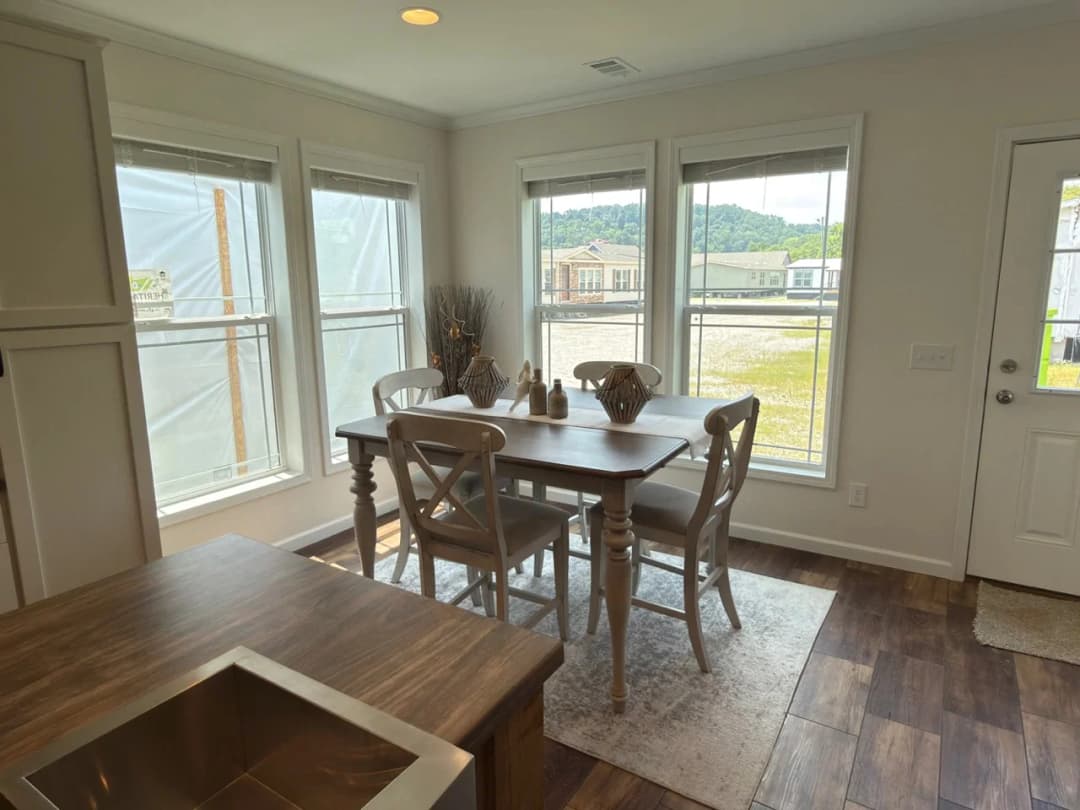 The haven b interior home features