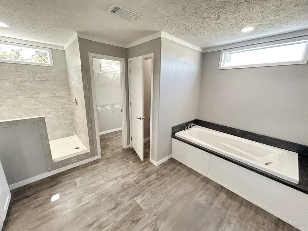 Wonderlust bathroom home features