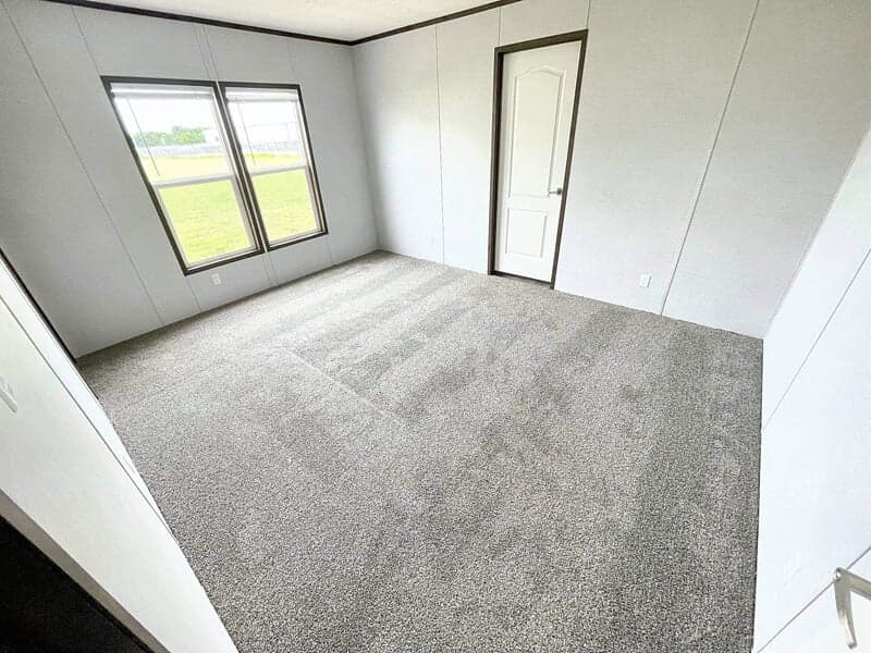 Paradise bedroom home features