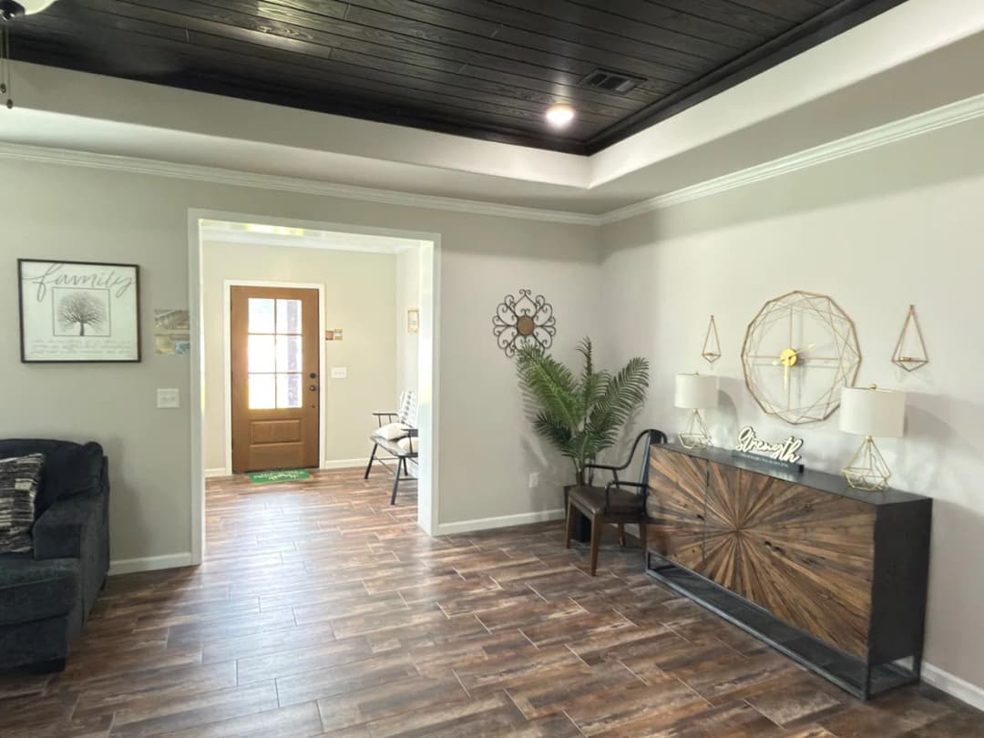 The woodside c interior home features
