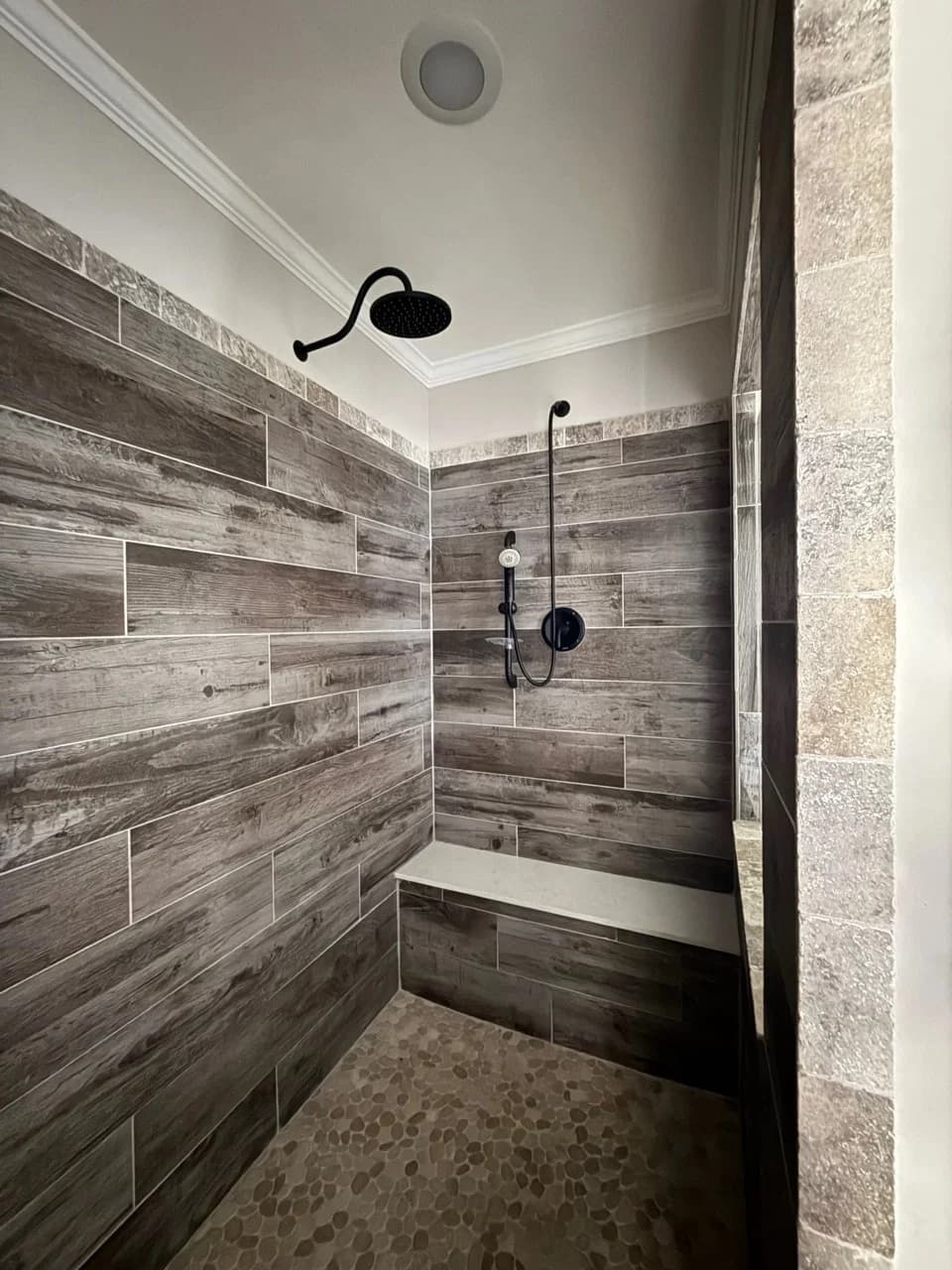 The anais bathroom home features