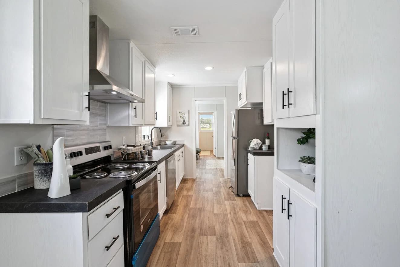 Valor 16763n kitchen home features
