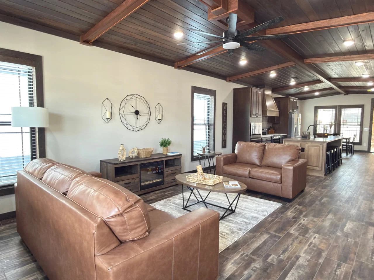 Wl-monl-6809 interior home features