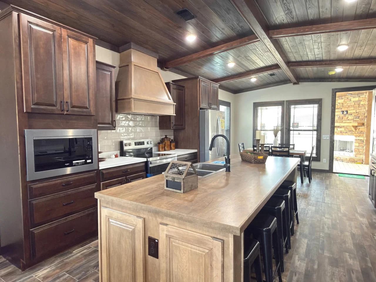 Wl-monl-6809 kitchen home features