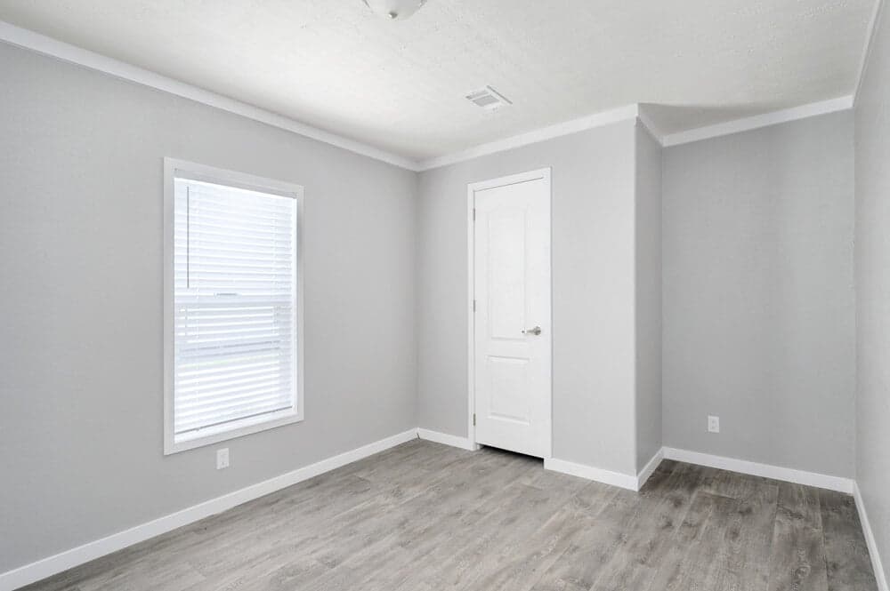 Woodland bedroom home features