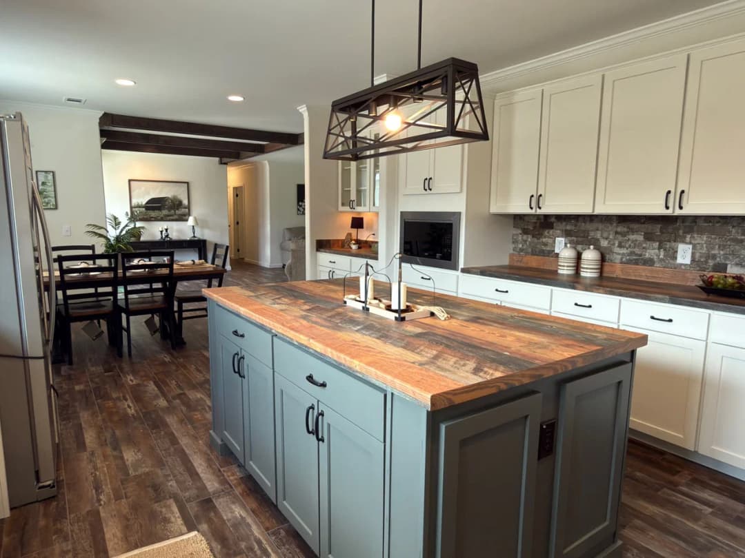 The clarkson kitchen home features