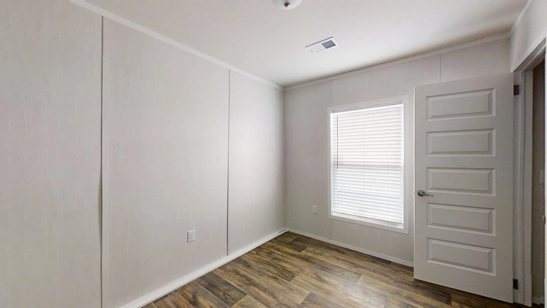 The matthew bedroom home features