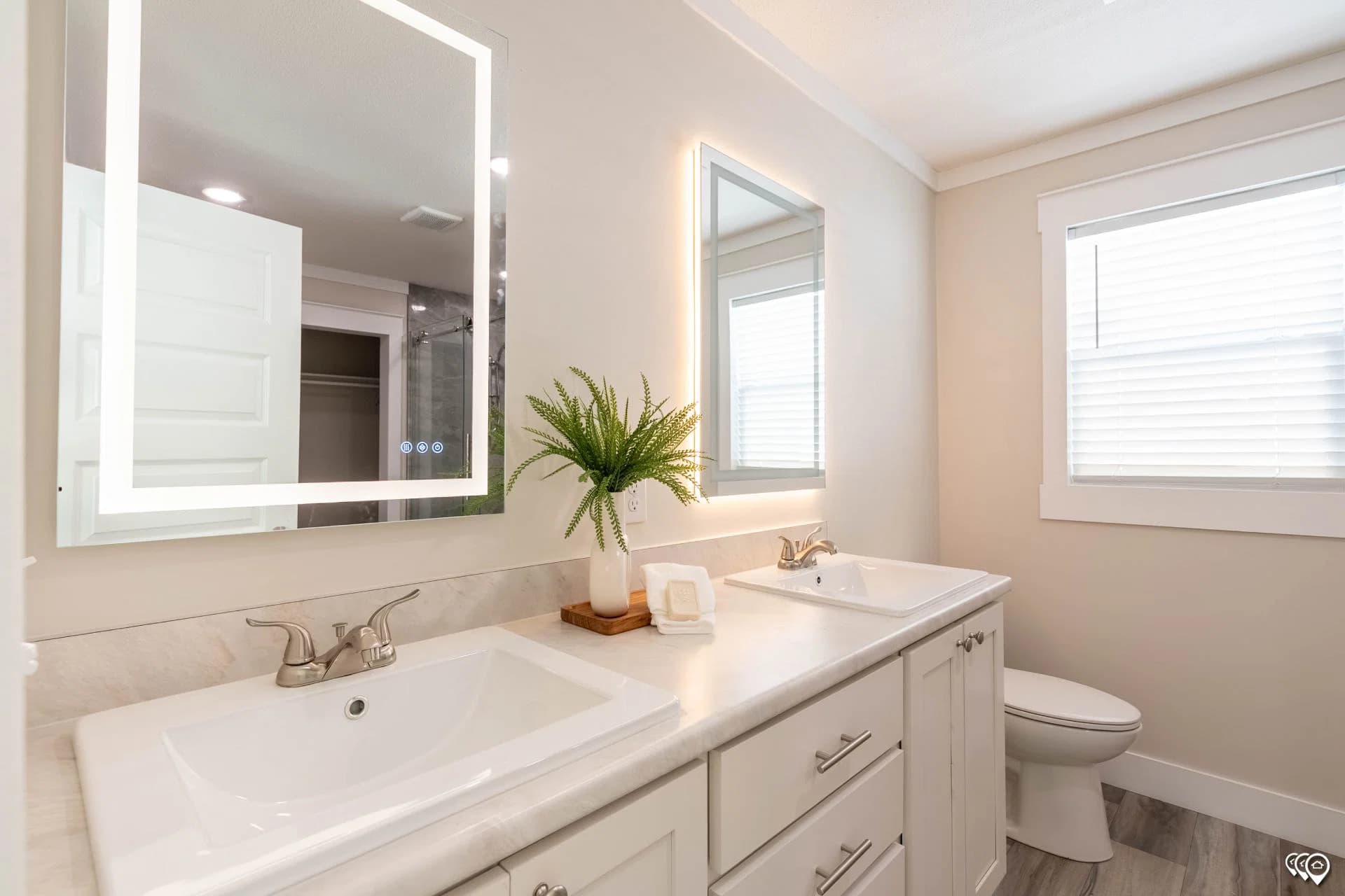 The bartholomew bathroom home features