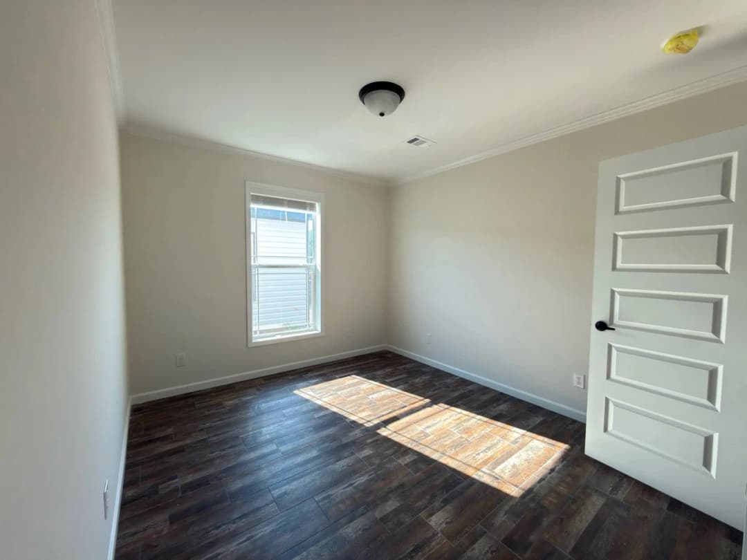 Aimon 4br interior home features