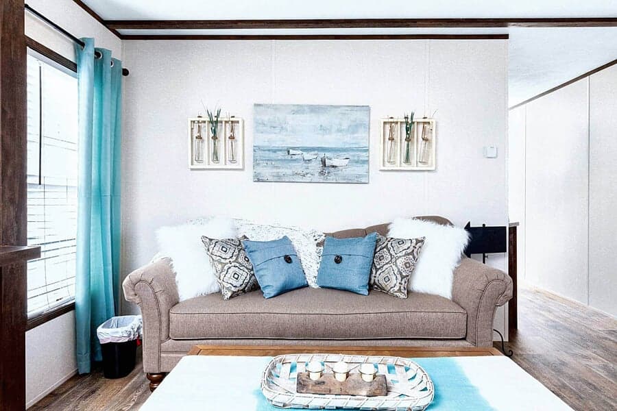 Emerald interior home features