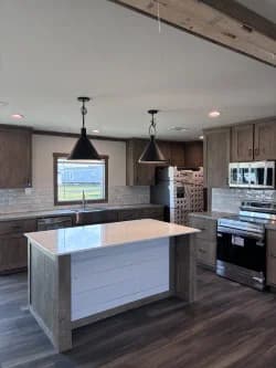 Emilie elite kitchen home features