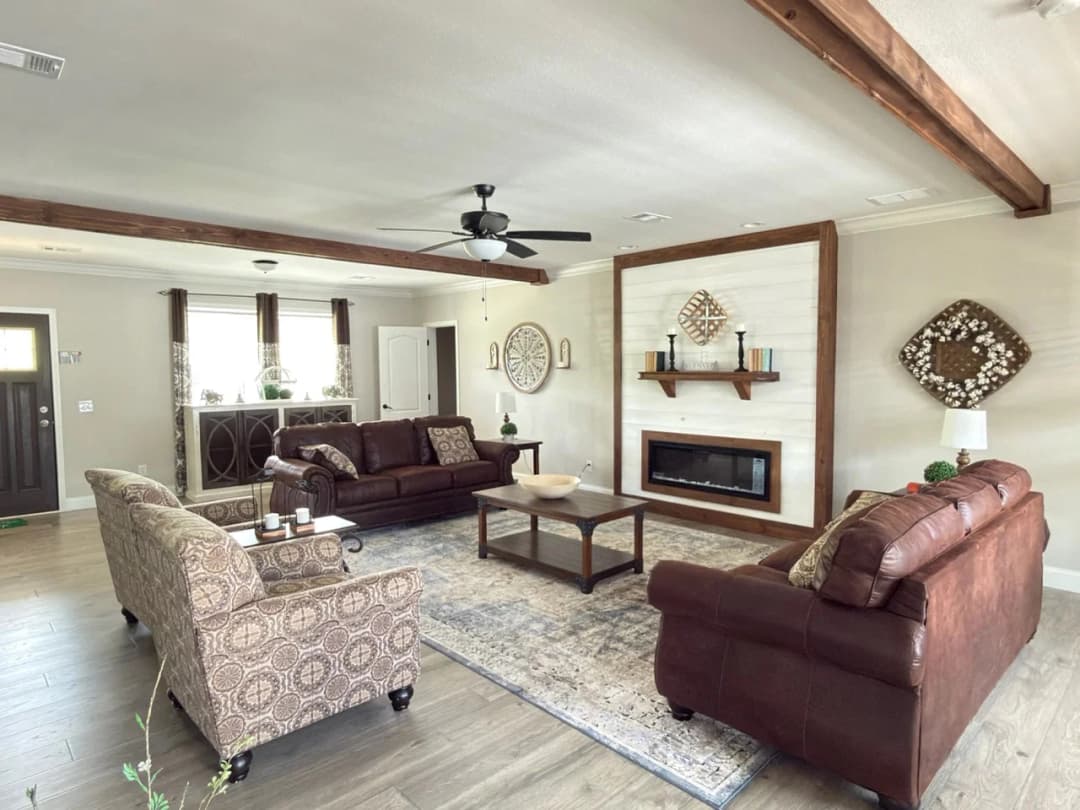 The anais interior home features