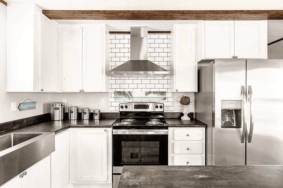 Sunset kitchen home features