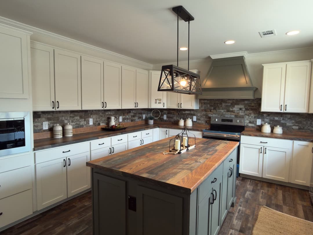 The clarkson kitchen home features