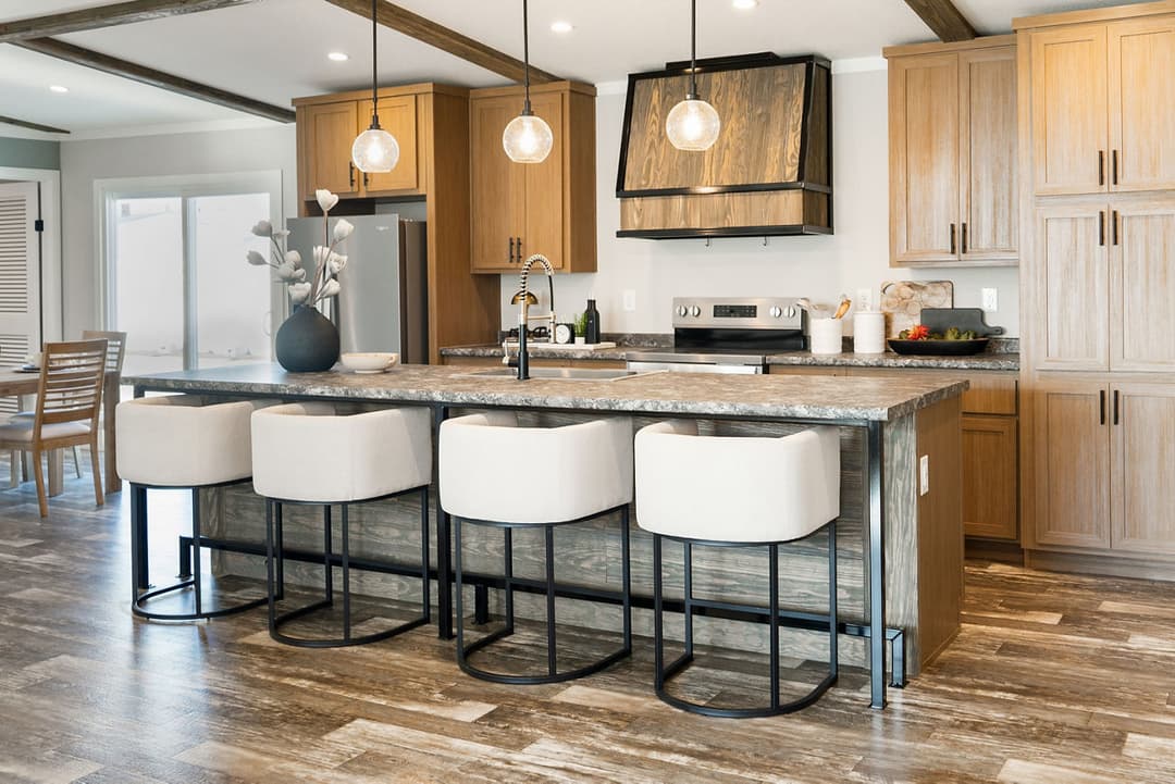 Creole 3 bedroom kitchen home features