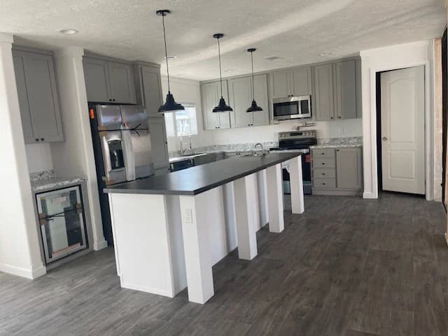 Wonderlust kitchen home features