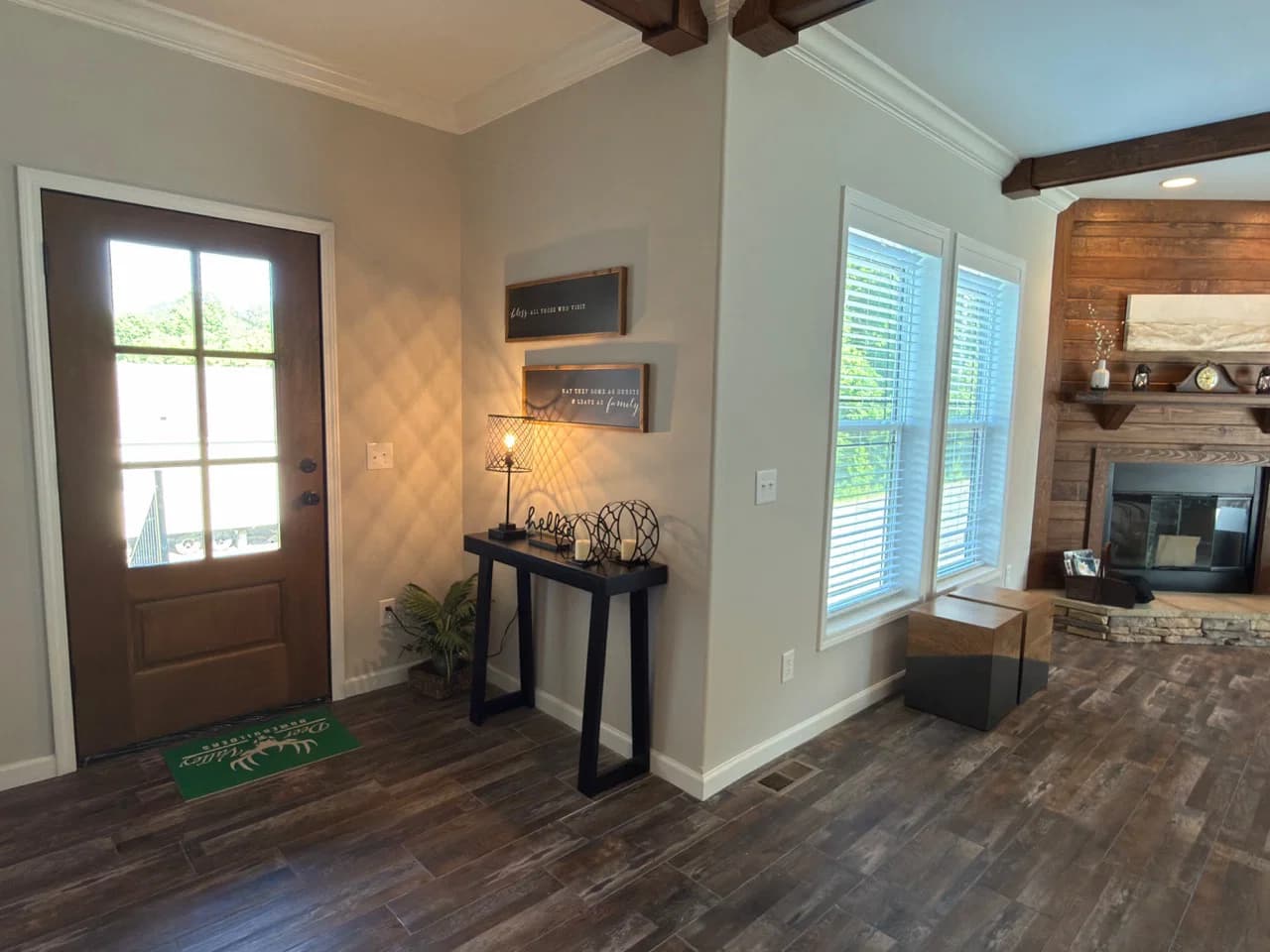 Tahoe harbor interior home features