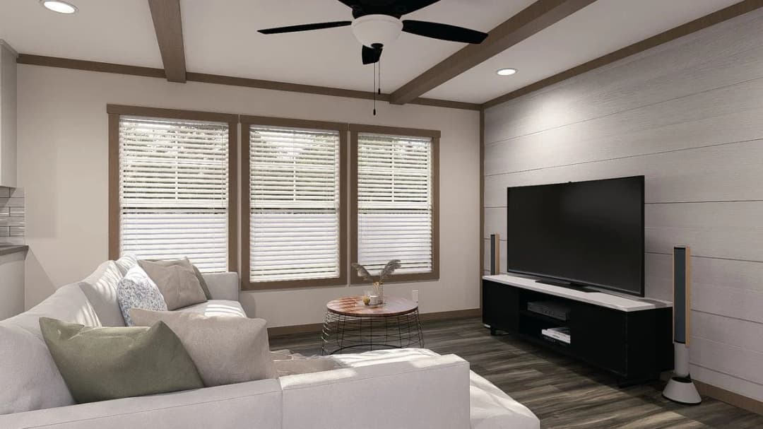 Lexi interior home features