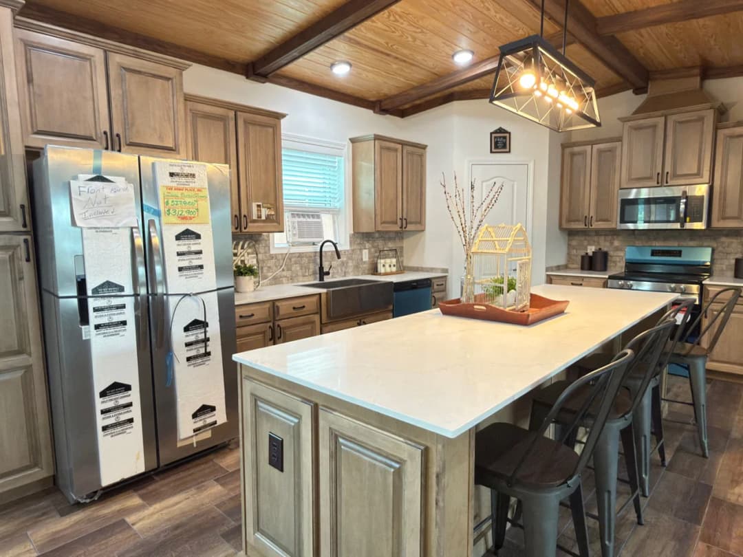 Orchard house (porch) kitchen home features
