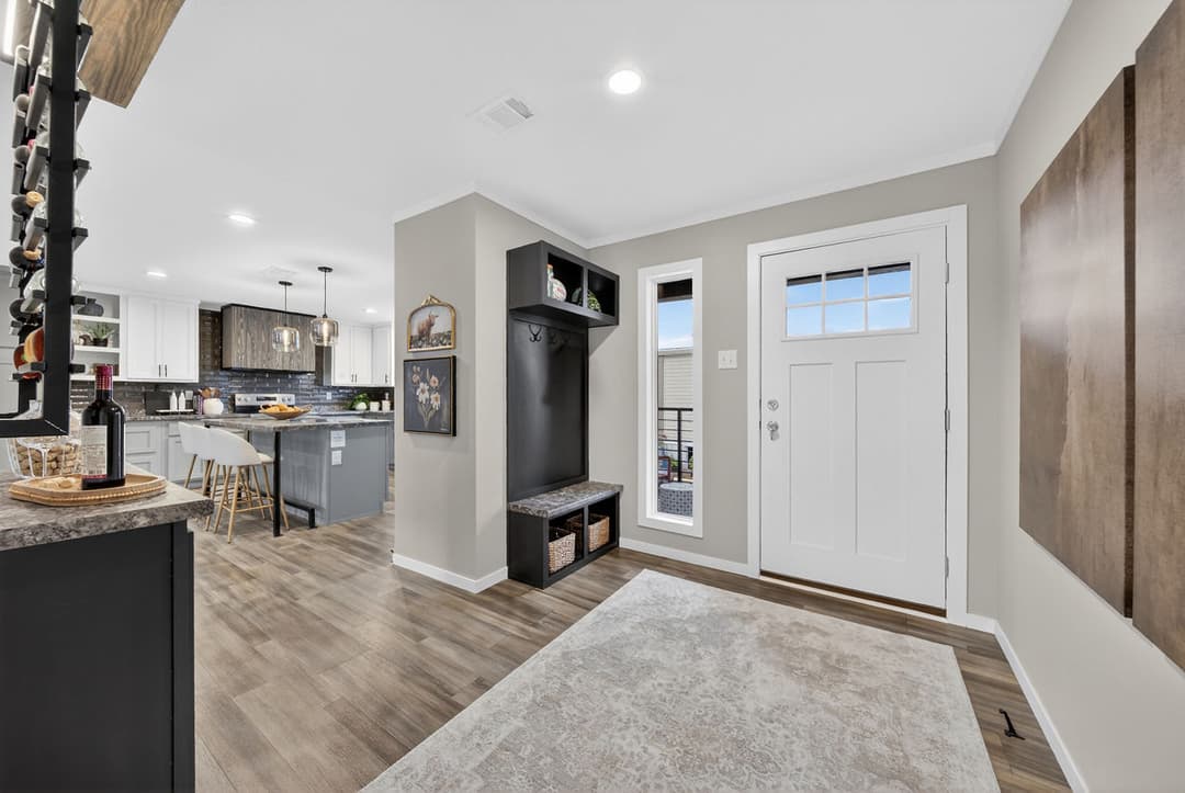 Manning interior home features