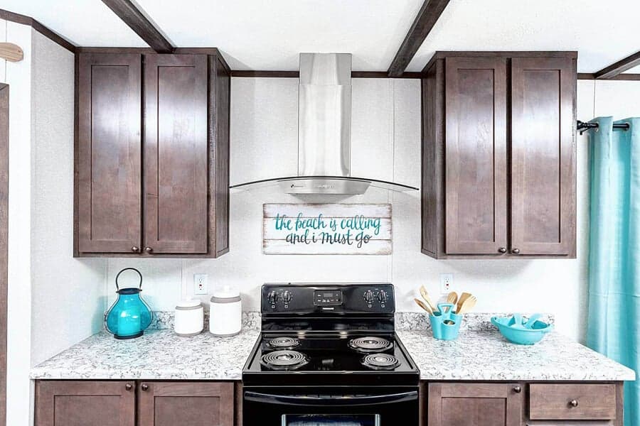 Emerald kitchen home features