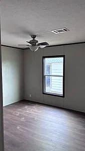 2021 clayton  bedroom home features