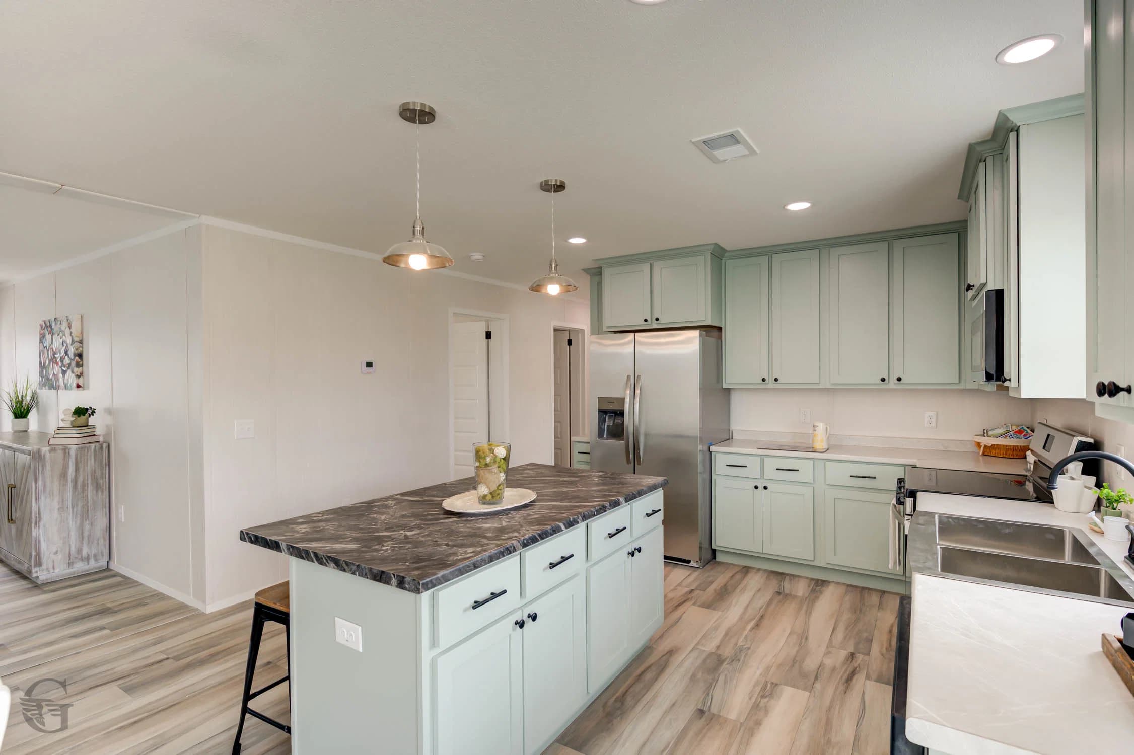 Thaddeus 4 bed kitchen home features