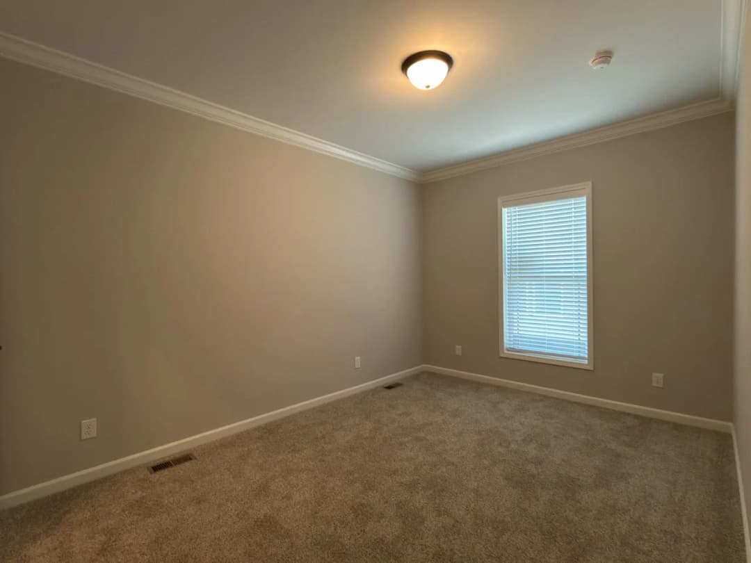 Tahoe harbor bedroom home features