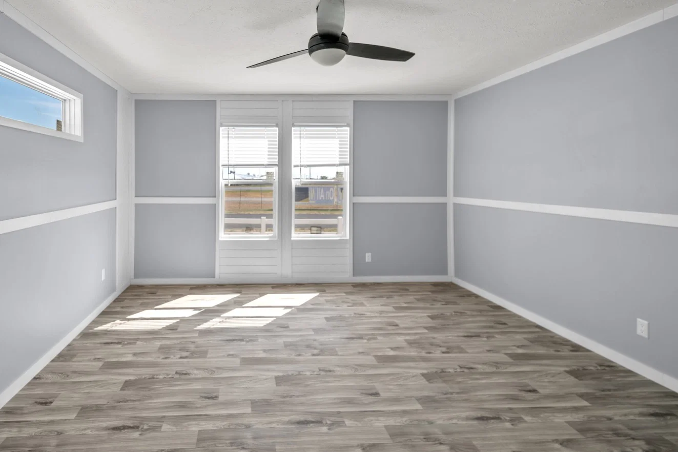 Valu maxx premier 32684f bedroom home features