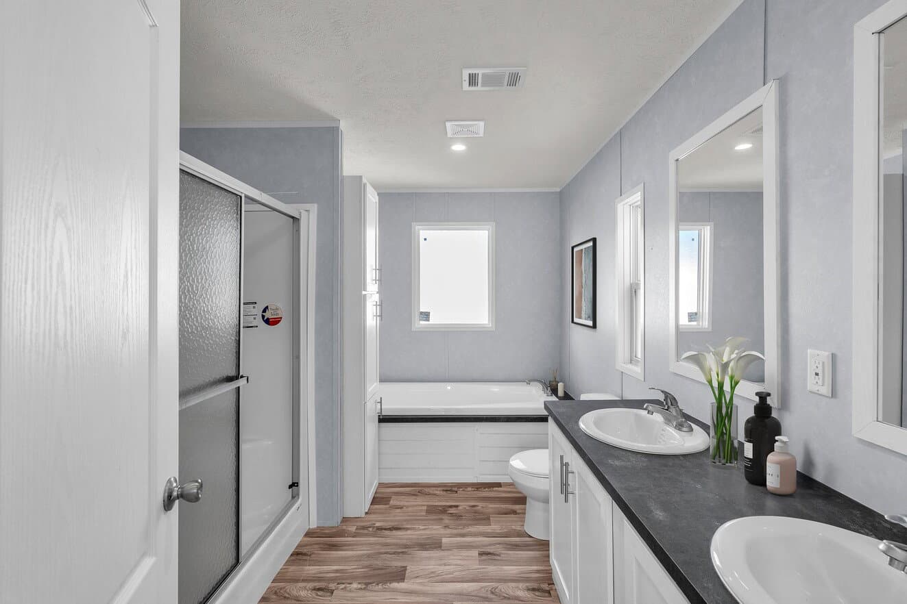 Valu maxx 28483m bathroom home features