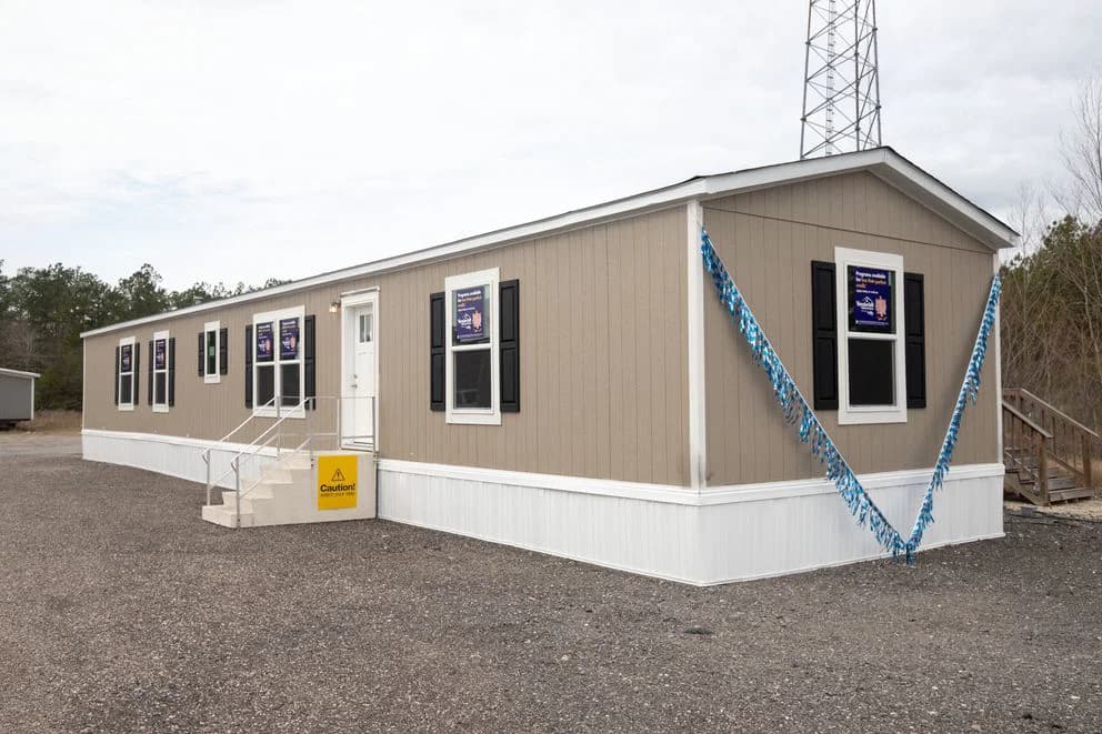 Grand hero and exterior home features
