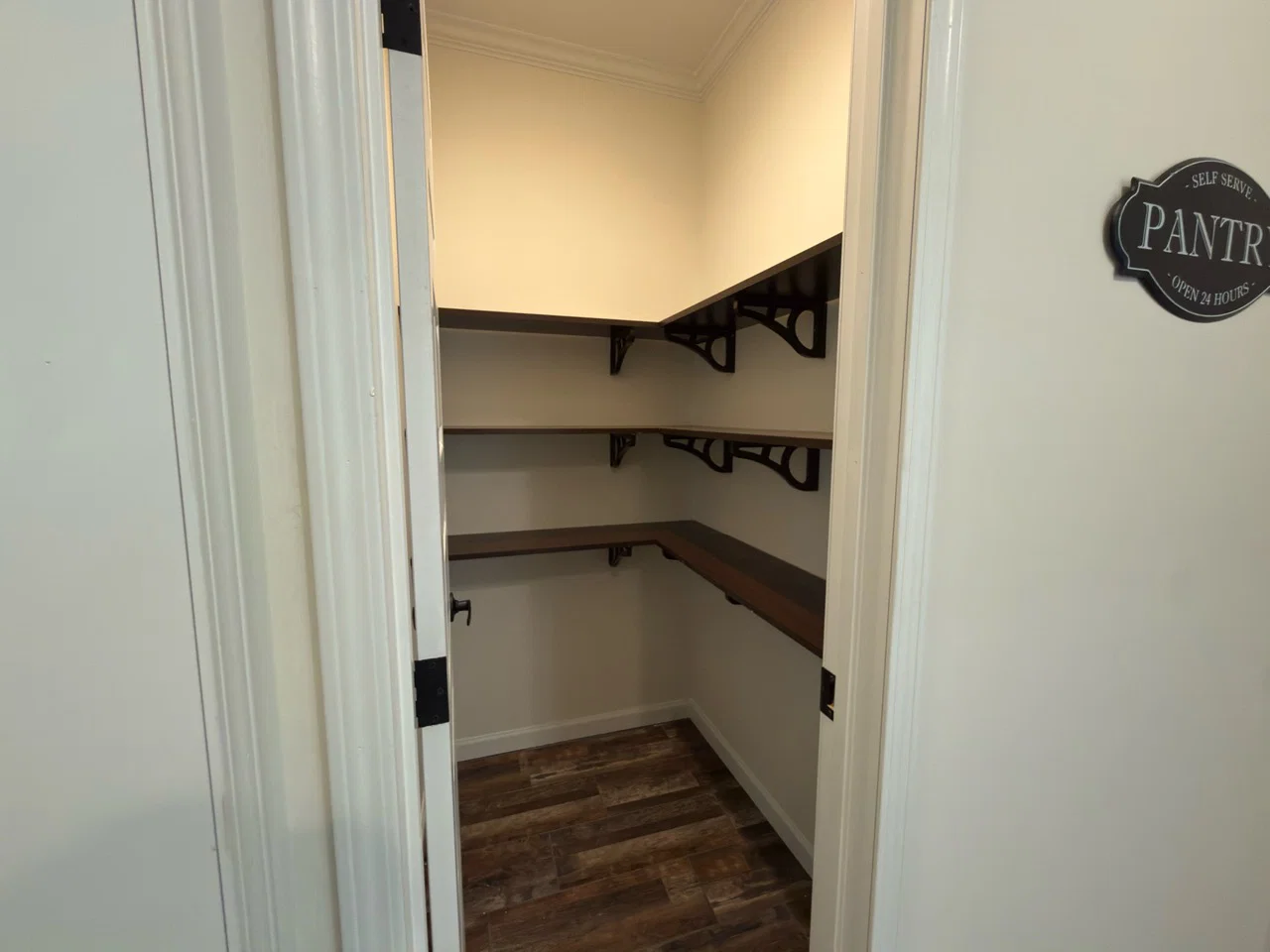 Briarritz b interior home features