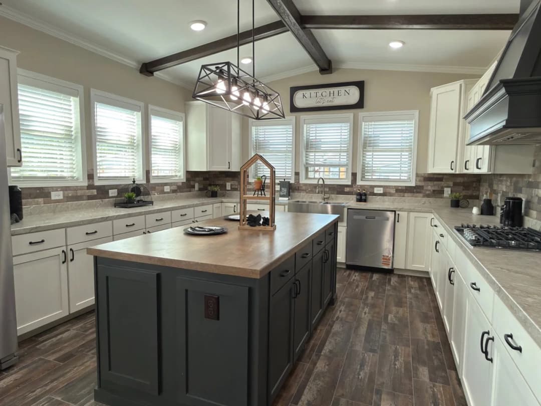 The taylor  kitchen home features
