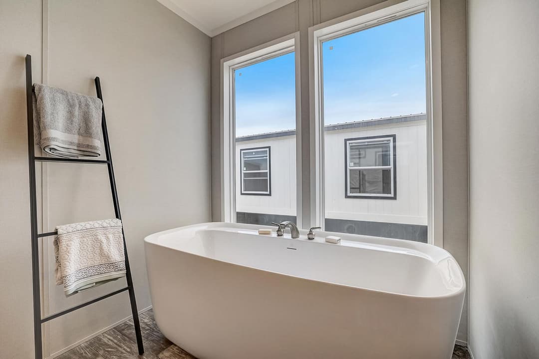 The saint bathroom home features