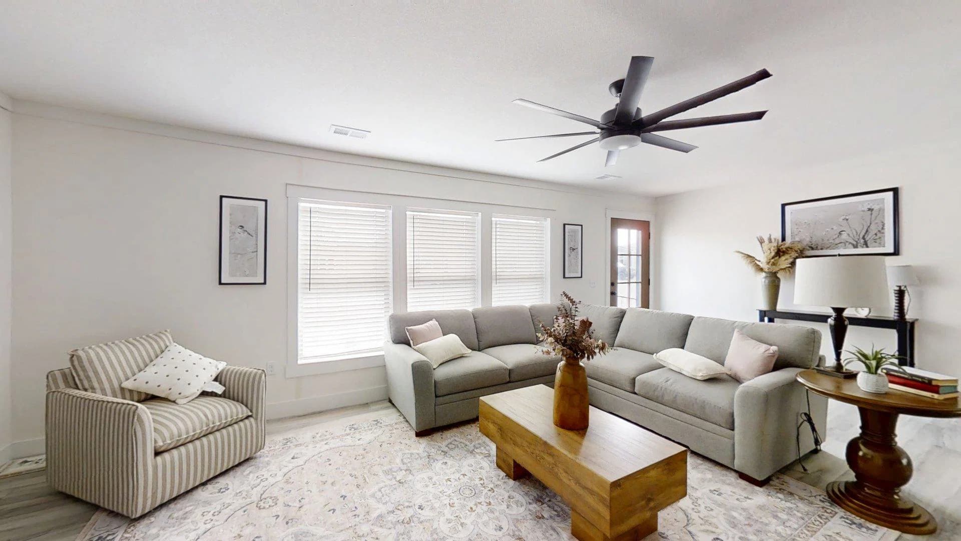 The king david 76 hero and interior home features