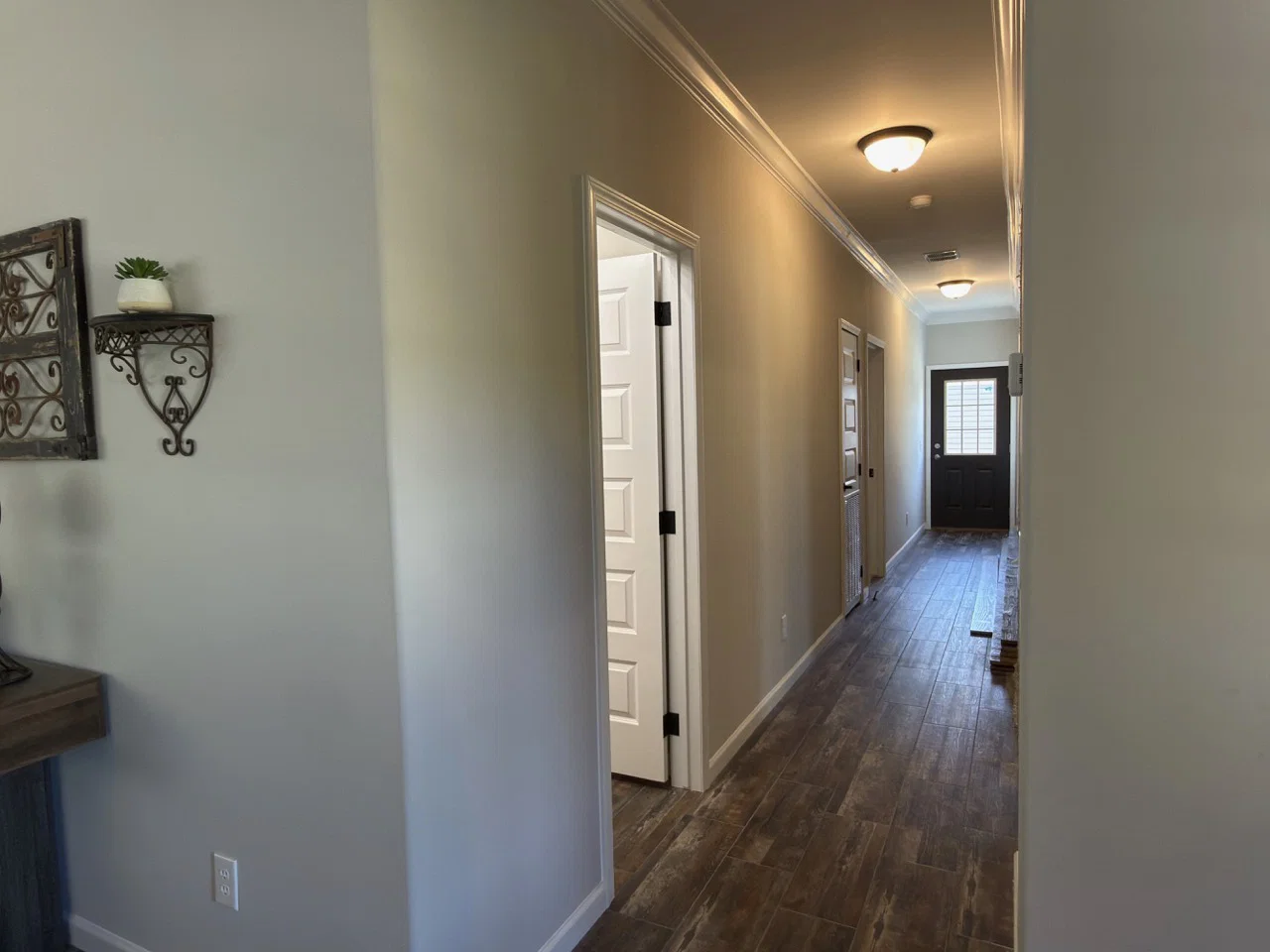 Tahoe harbor interior home features