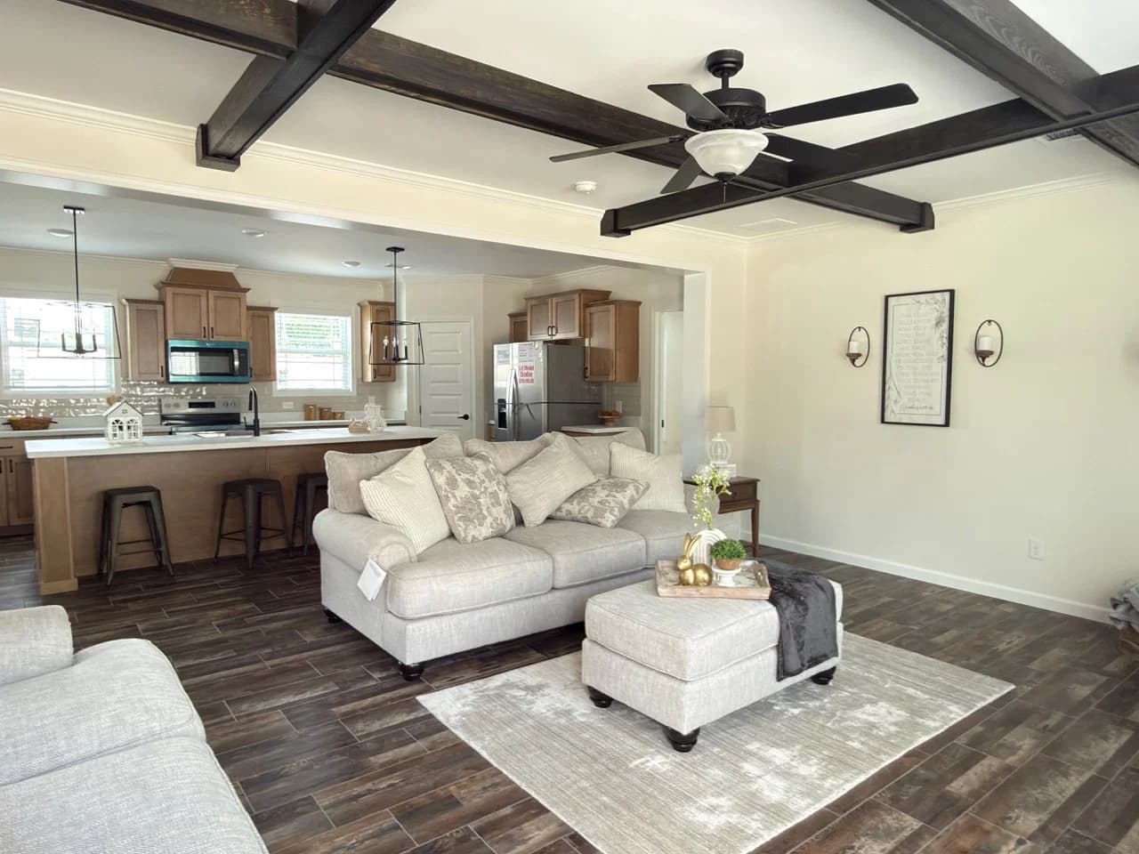 Orchard house (study) interior home features